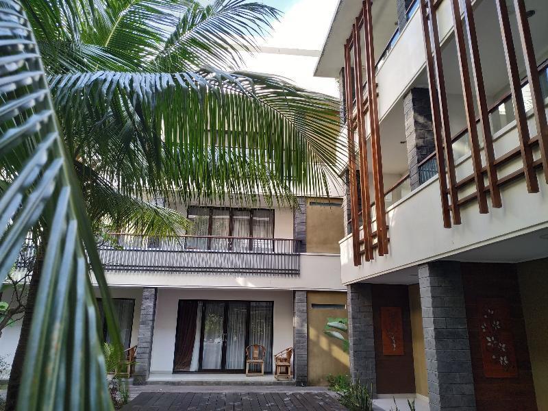 Swiss-Belinn Seminyak Exteriör bild