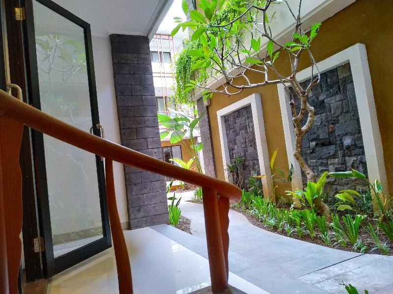 Swiss-Belinn Seminyak Exteriör bild